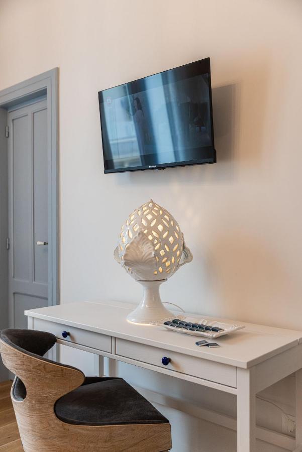 Regina Minor Apartment Монополи Екстериор снимка