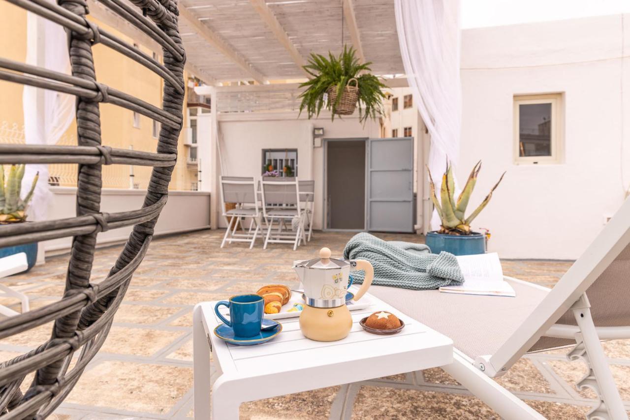 Regina Minor Apartment Монополи Екстериор снимка
