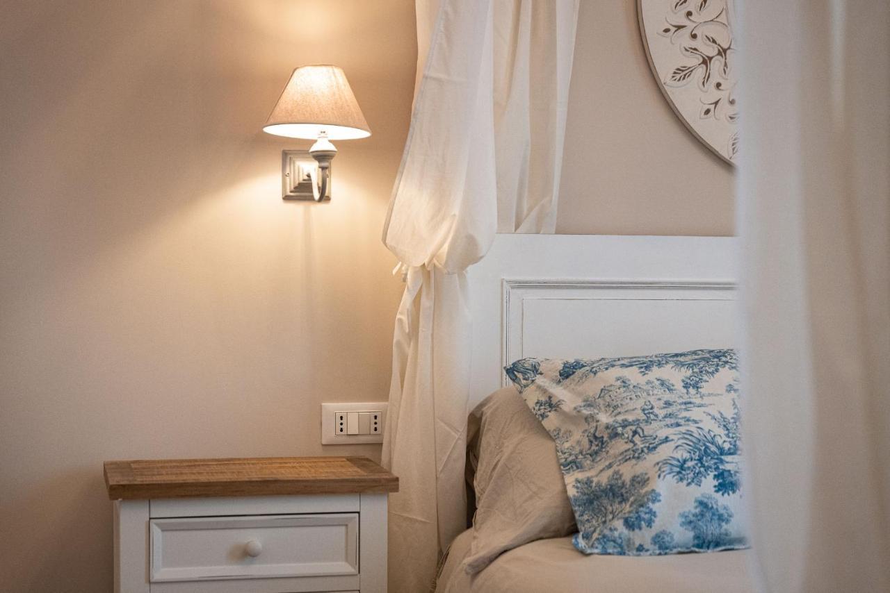 Regina Minor Apartment Монополи Екстериор снимка